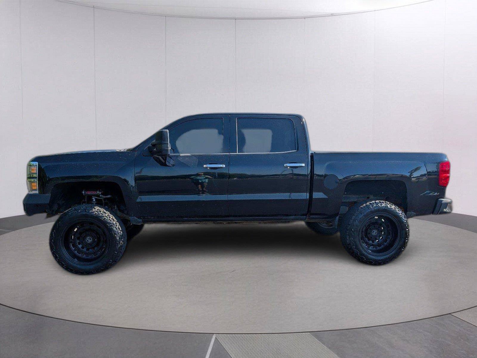 Used 2014 Chevrolet Silverado 1500 LTZ Z71 w/ LTZ Plus Package AWD/4WD image 2