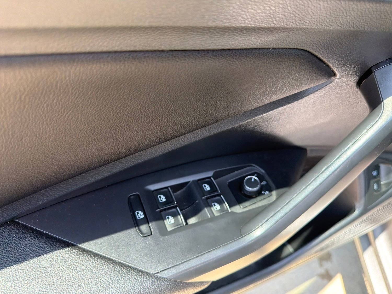 Used 2021 Volkswagen Jetta S FWD image 12