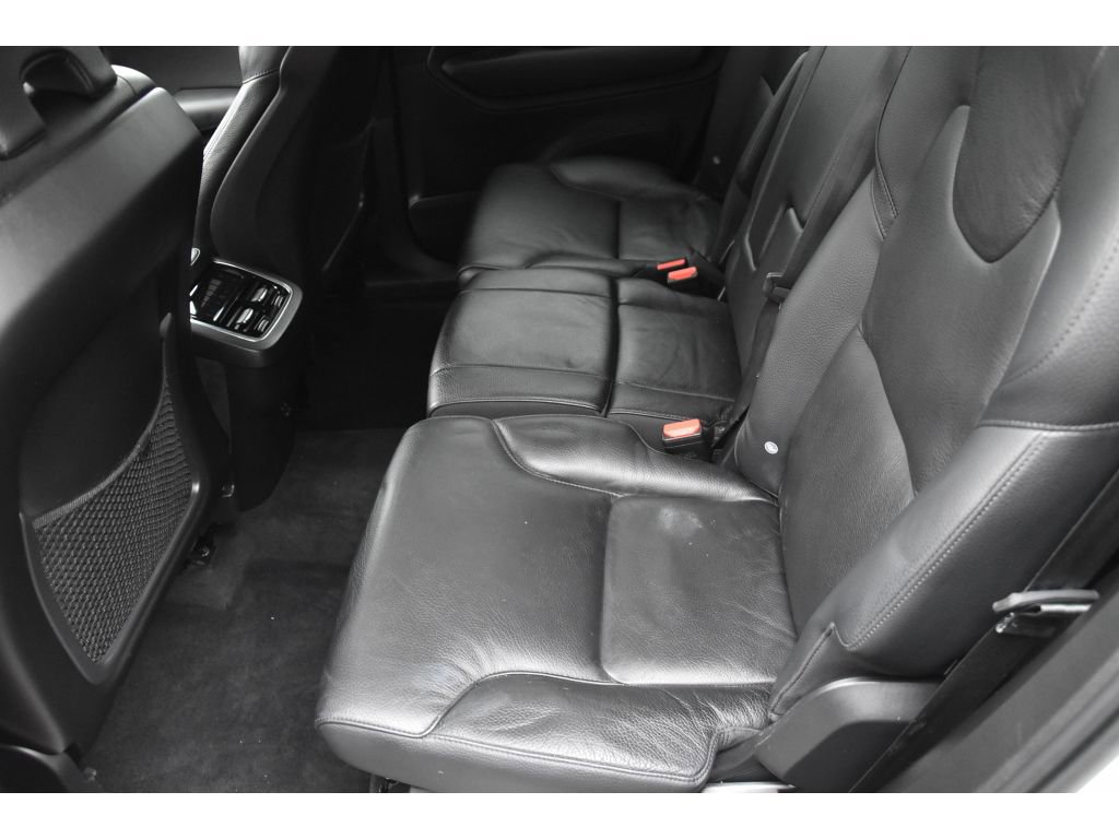 Certified 2023 Volvo XC90 B5 Plus image 16