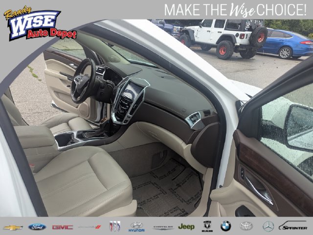 Used 2015 Cadillac SRX Performance w/ Driver Awareness Package FWD image 22