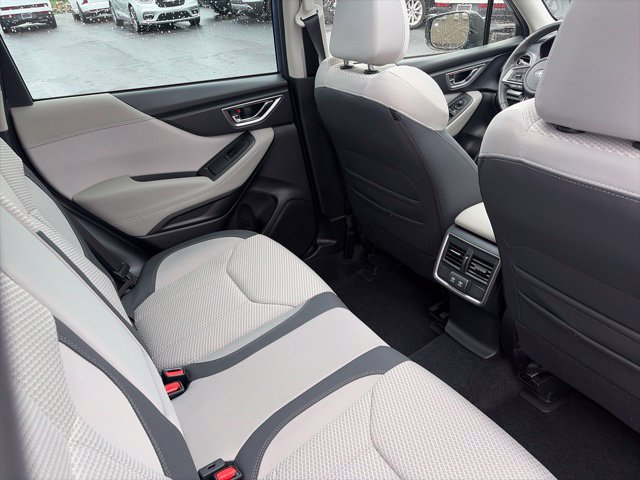 Used 2024 Subaru Forester Premium w/ Pop Package 2 AWD/4WD image 6