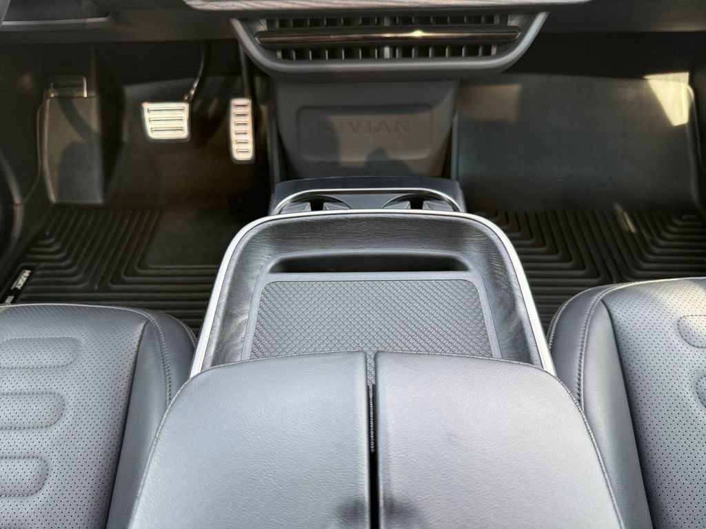 Used 2023 Rivian R1T Adventure AWD/4WD image 15