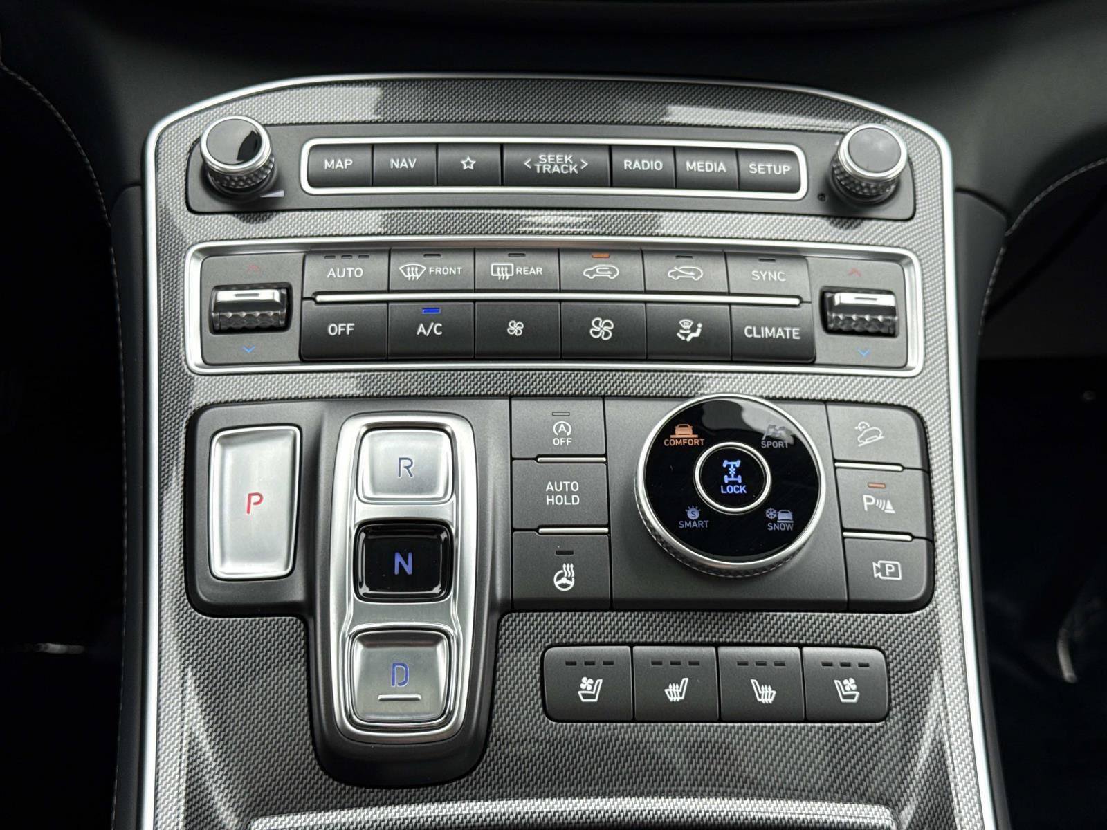 Certified 2023 Hyundai Santa Fe Limited AWD/4WD image 7