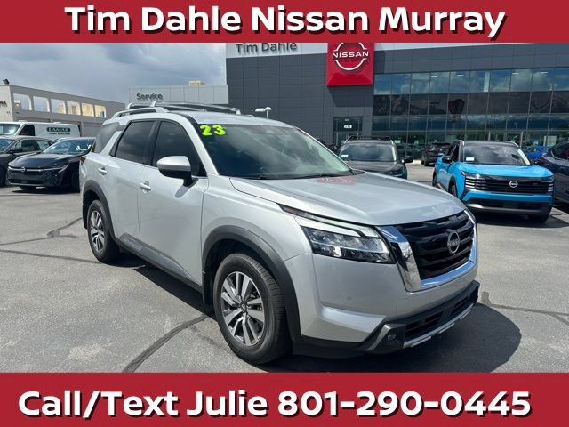 Used 2023 Nissan Pathfinder SL