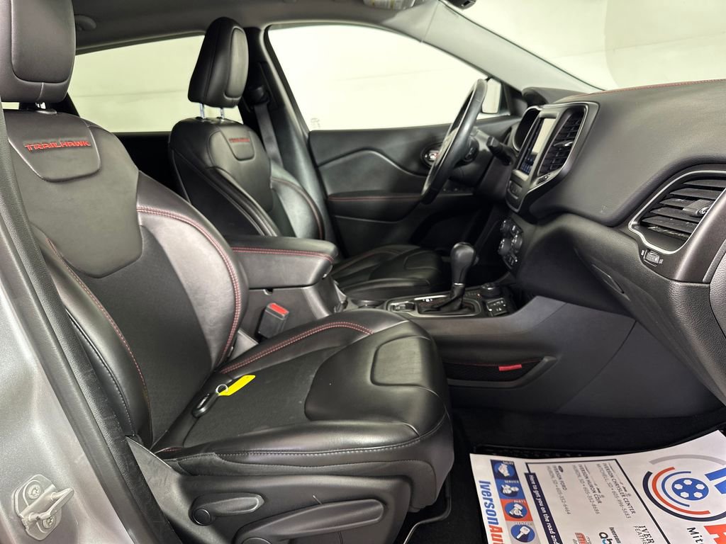 Used 2021 Jeep Cherokee Trailhawk w/ Trailer Tow Group image 30