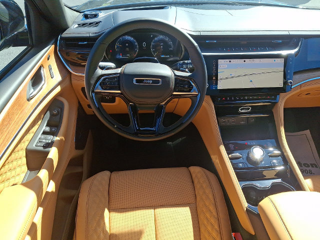 New 2027 Jeep Grand Cherokee Summit AWD/4WD image 8