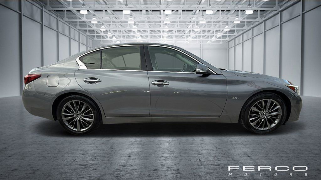 Used 2018 INFINITI Q50 Luxe RWD image 6