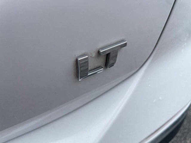 Used 2019 Chevrolet Equinox LT FWD image 36
