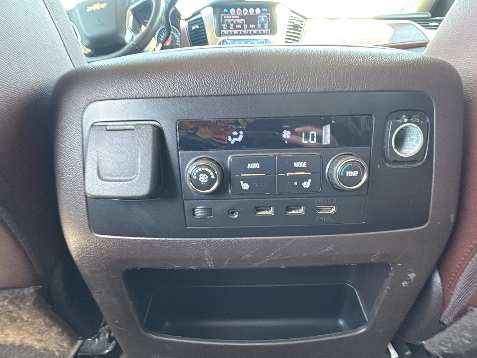 Used 2018 Chevrolet Tahoe Premier w/ RST 6.2L Performance Edition RWD image 20