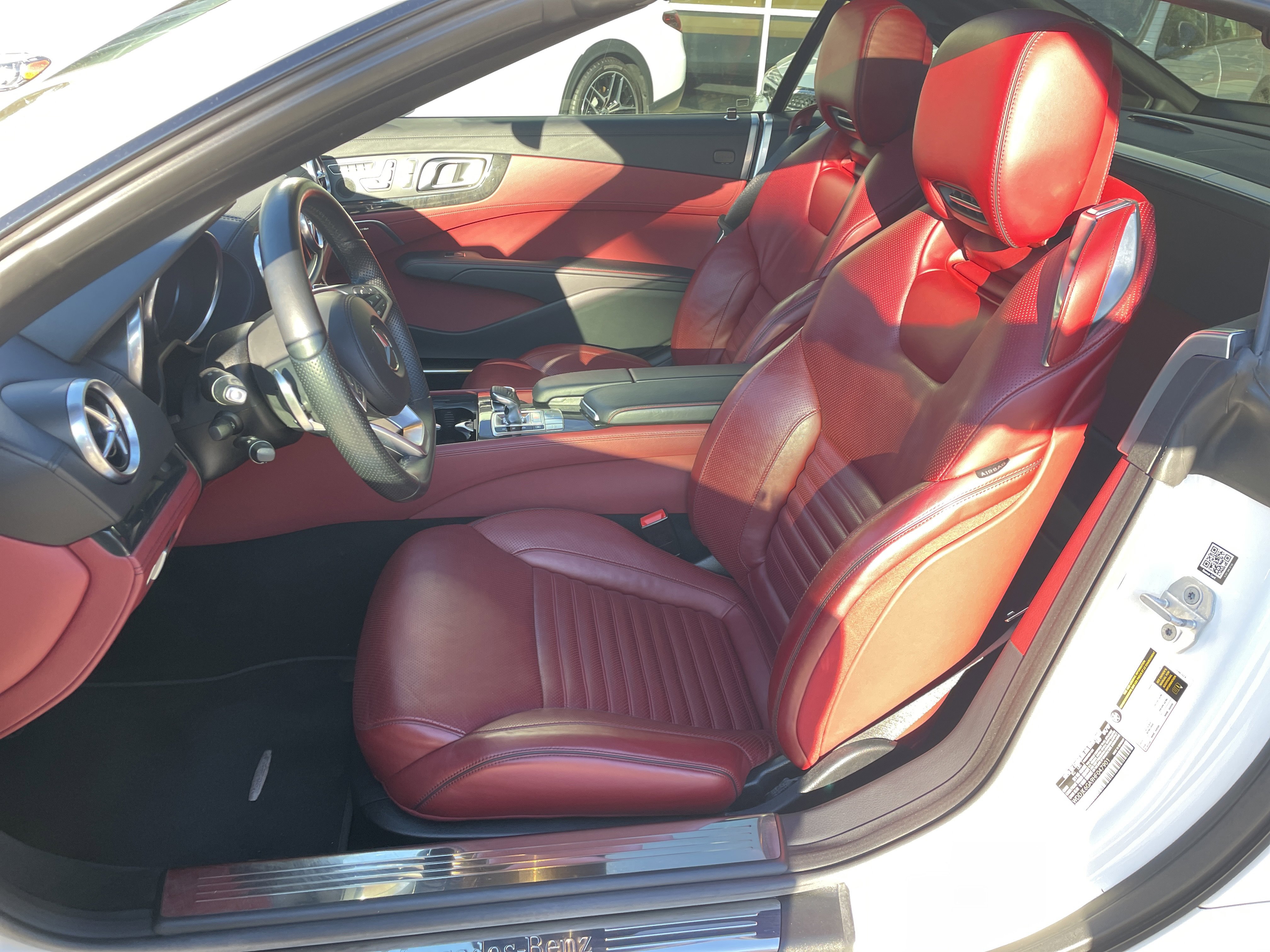 Used 2017 Mercedes-Benz SL 450 image 32