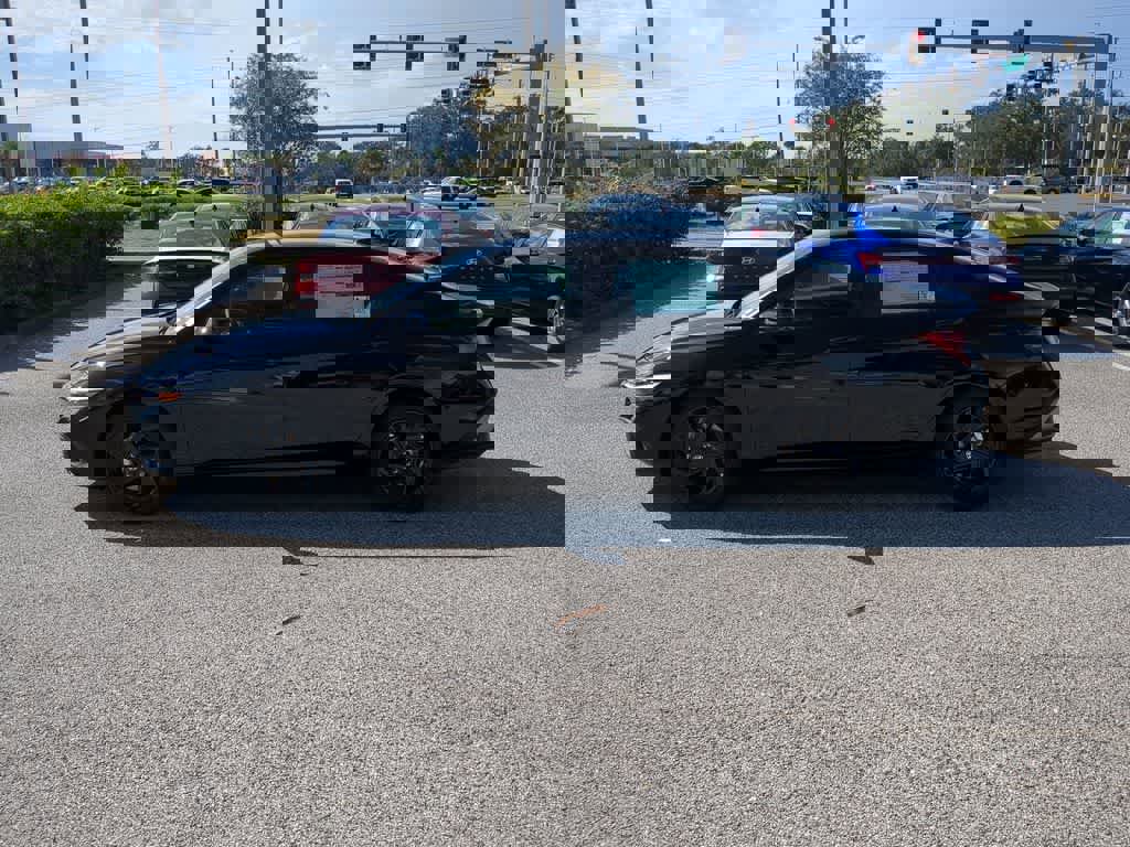 New 2026 Hyundai Elantra Sport image 3