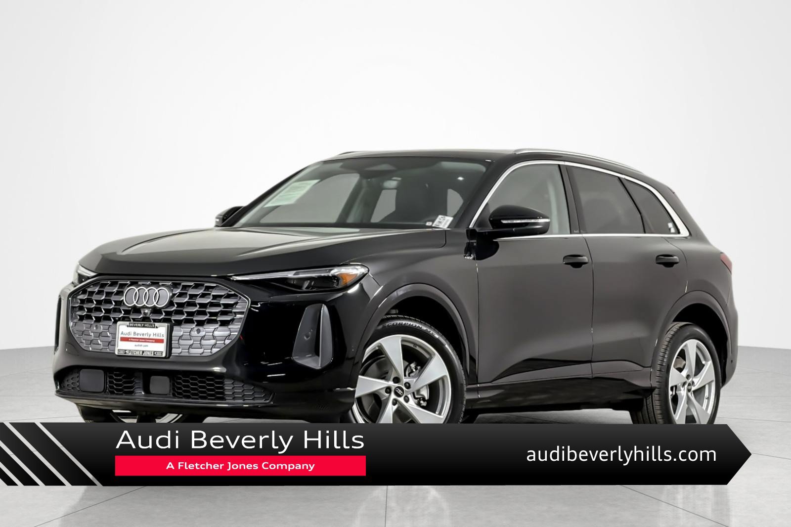 Used 2025 Audi Q5 Premium Plus w/ Premium Plus AWD/4WD image 1