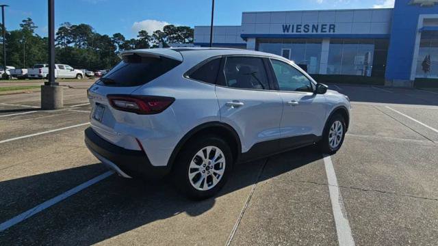 Used 2025 Ford Escape Active AWD/4WD image 8