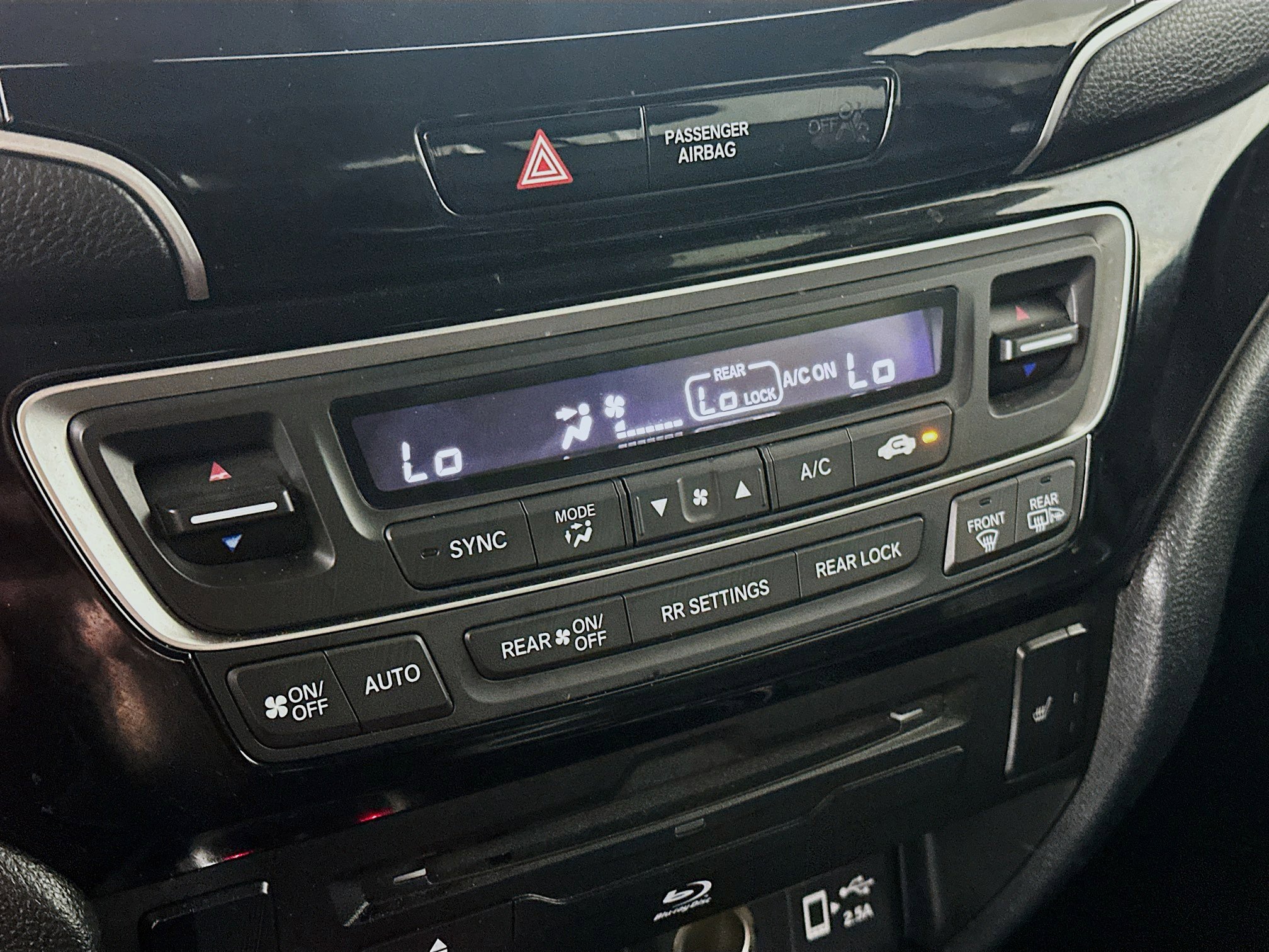 Used 2022 Honda Pilot Touring image 23