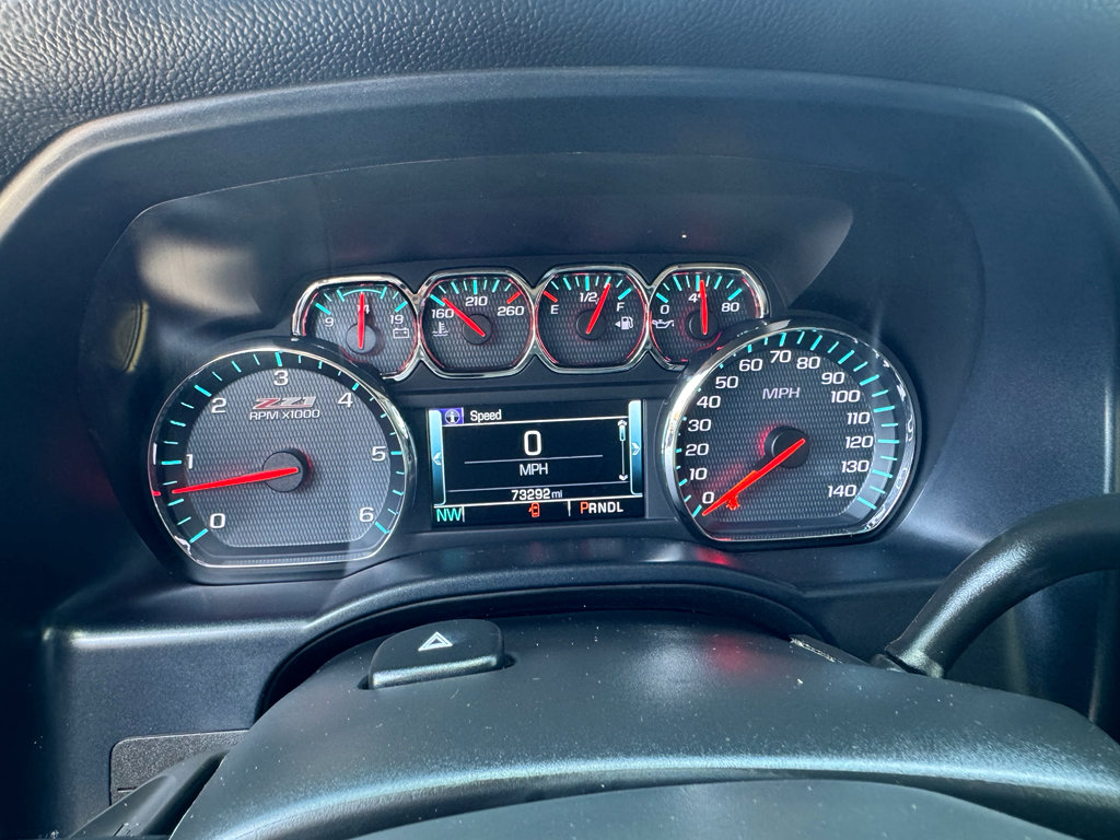 Used 2018 Chevrolet Silverado 1500 LT w/ All Star Edition AWD/4WD image 16