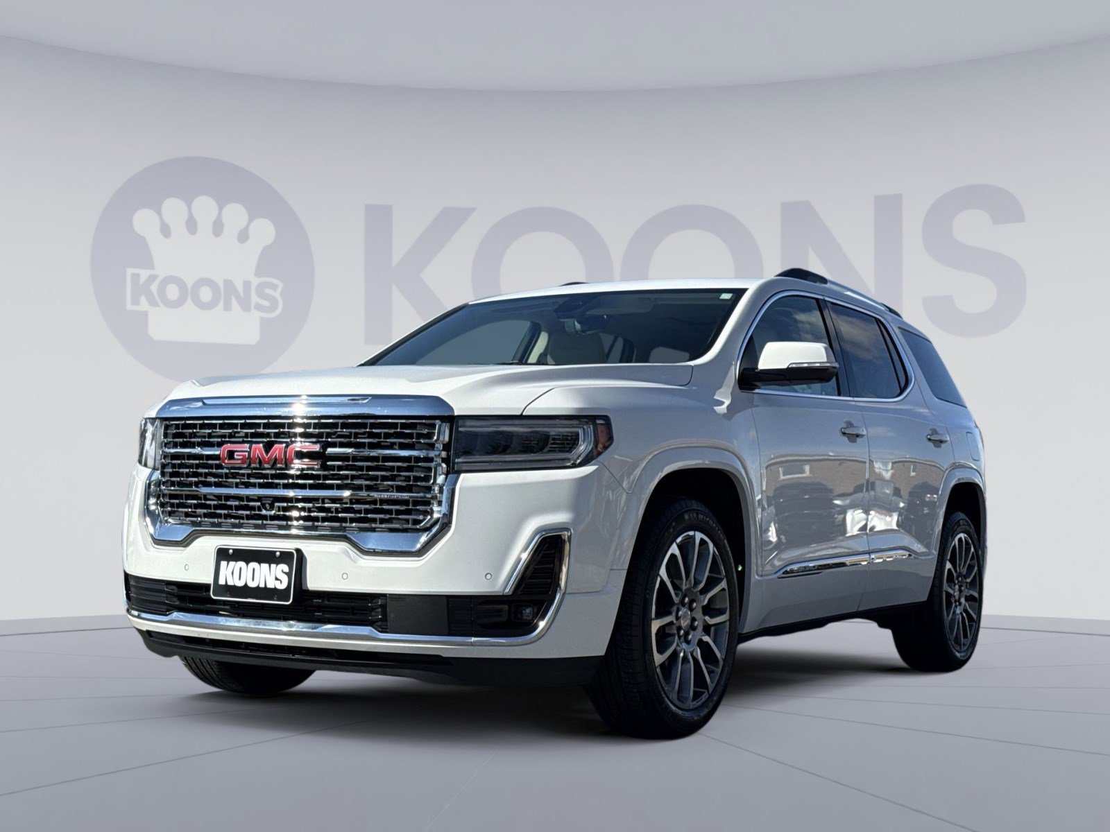 Used 2023 GMC Acadia Denali w/ Denali Ultimate Package image 1