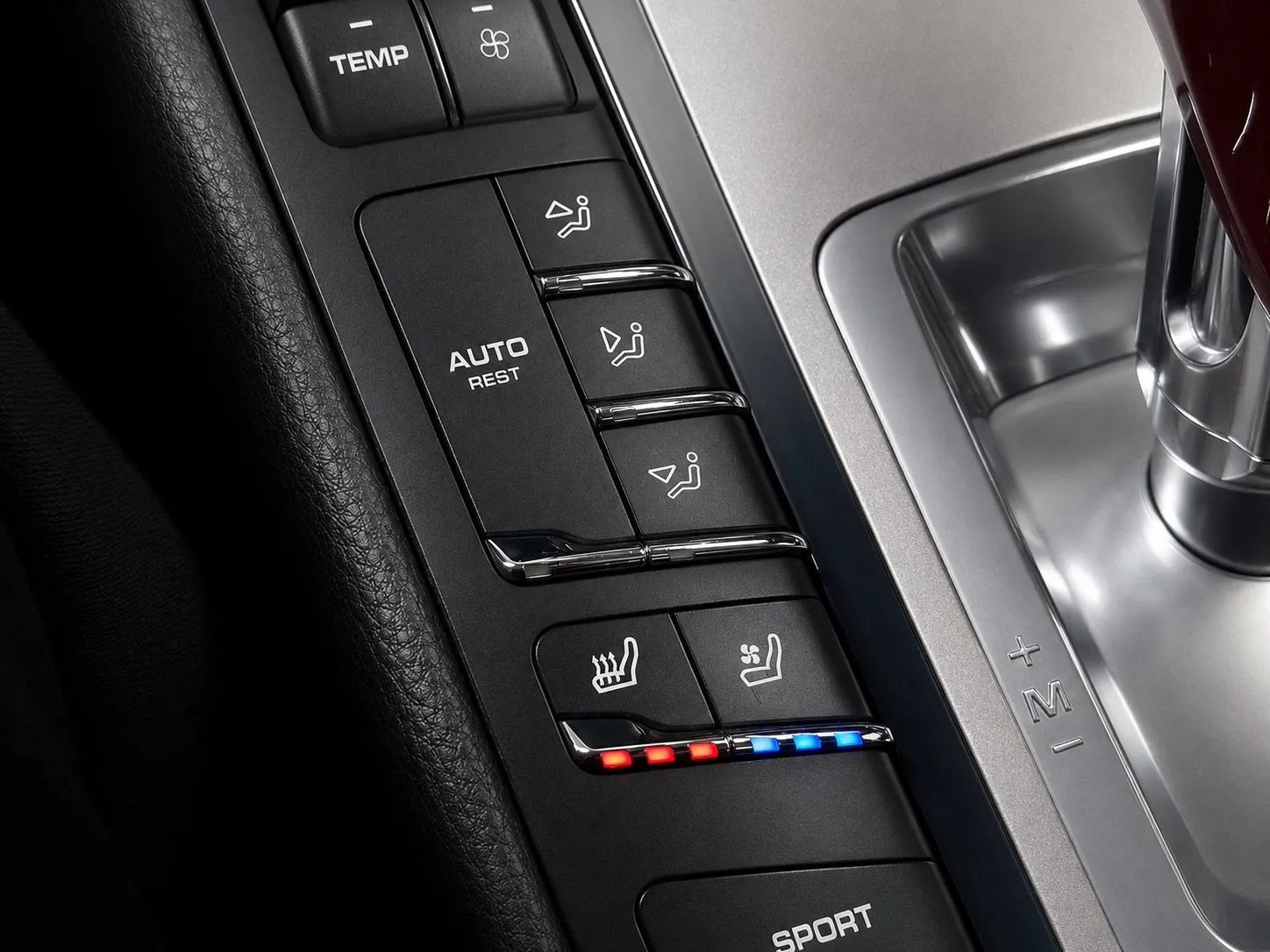 Used 2014 Porsche Panamera S RWD image 48