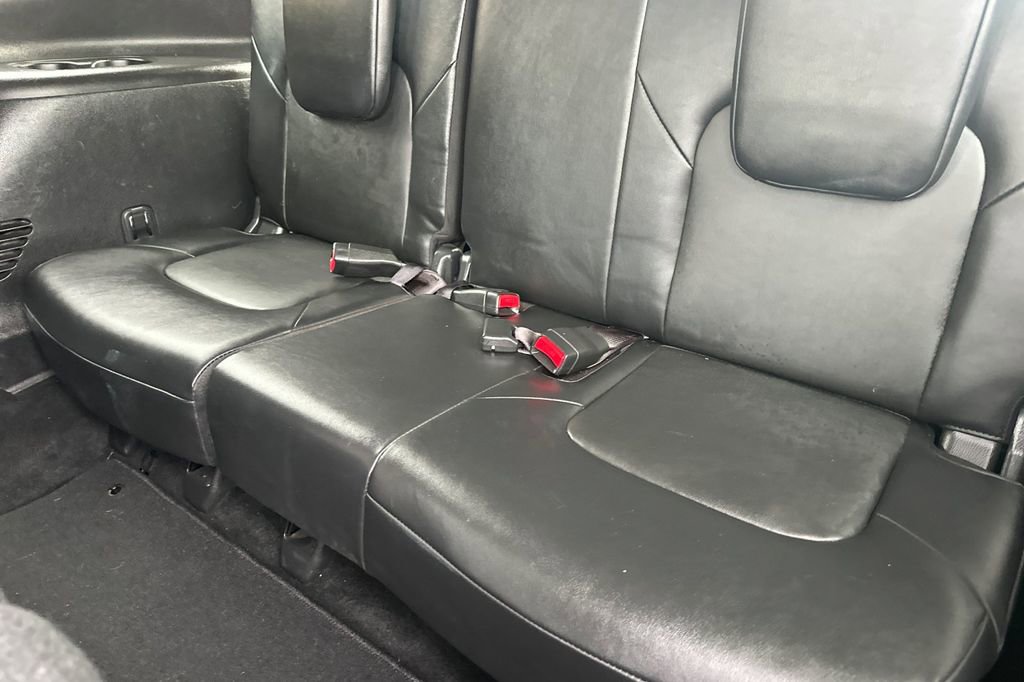 Used 2024 Nissan Armada SV w/ Cargo Package AWD/4WD image 15