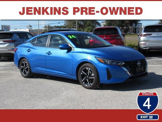 Used 2024 Nissan Sentra SV image 1