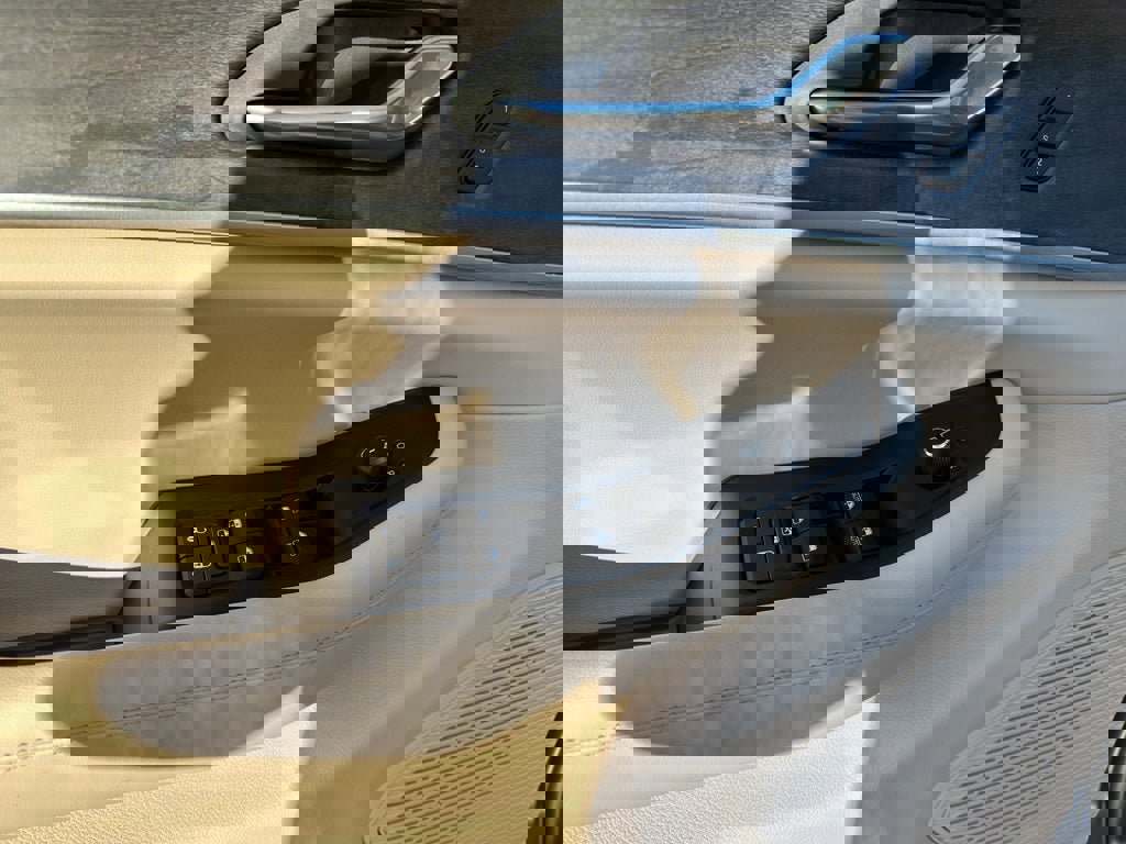 New 2025 Jeep Grand Cherokee Limited image 10