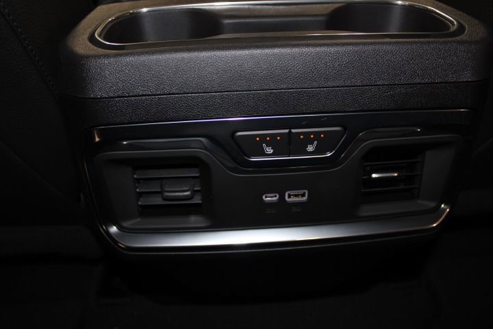 New 2026 GMC Sierra 2500 Denali w/ Denali Reserve Package image 24