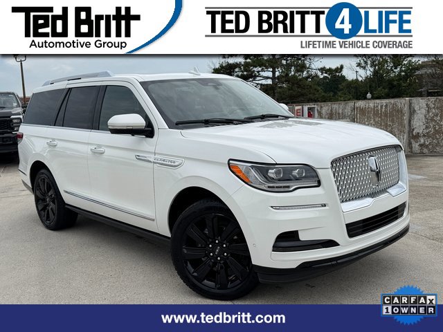 Used 2022 Lincoln Navigator Reserve w/ Monochromatic Package