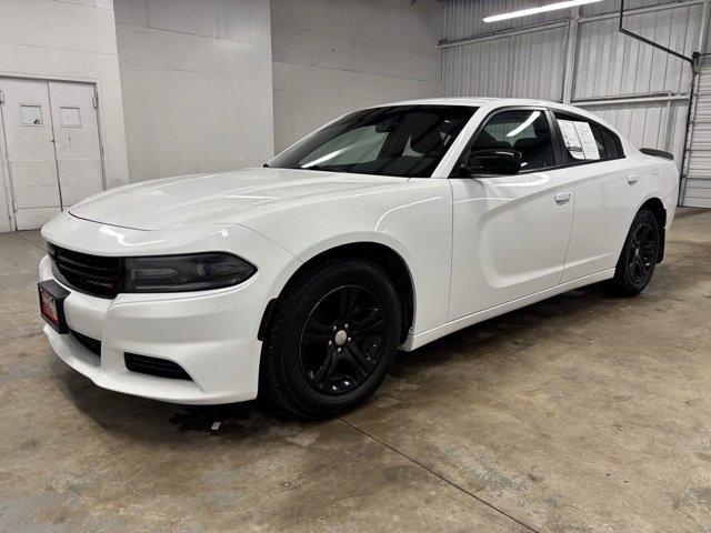Used 2019 Dodge Charger SXT image 3