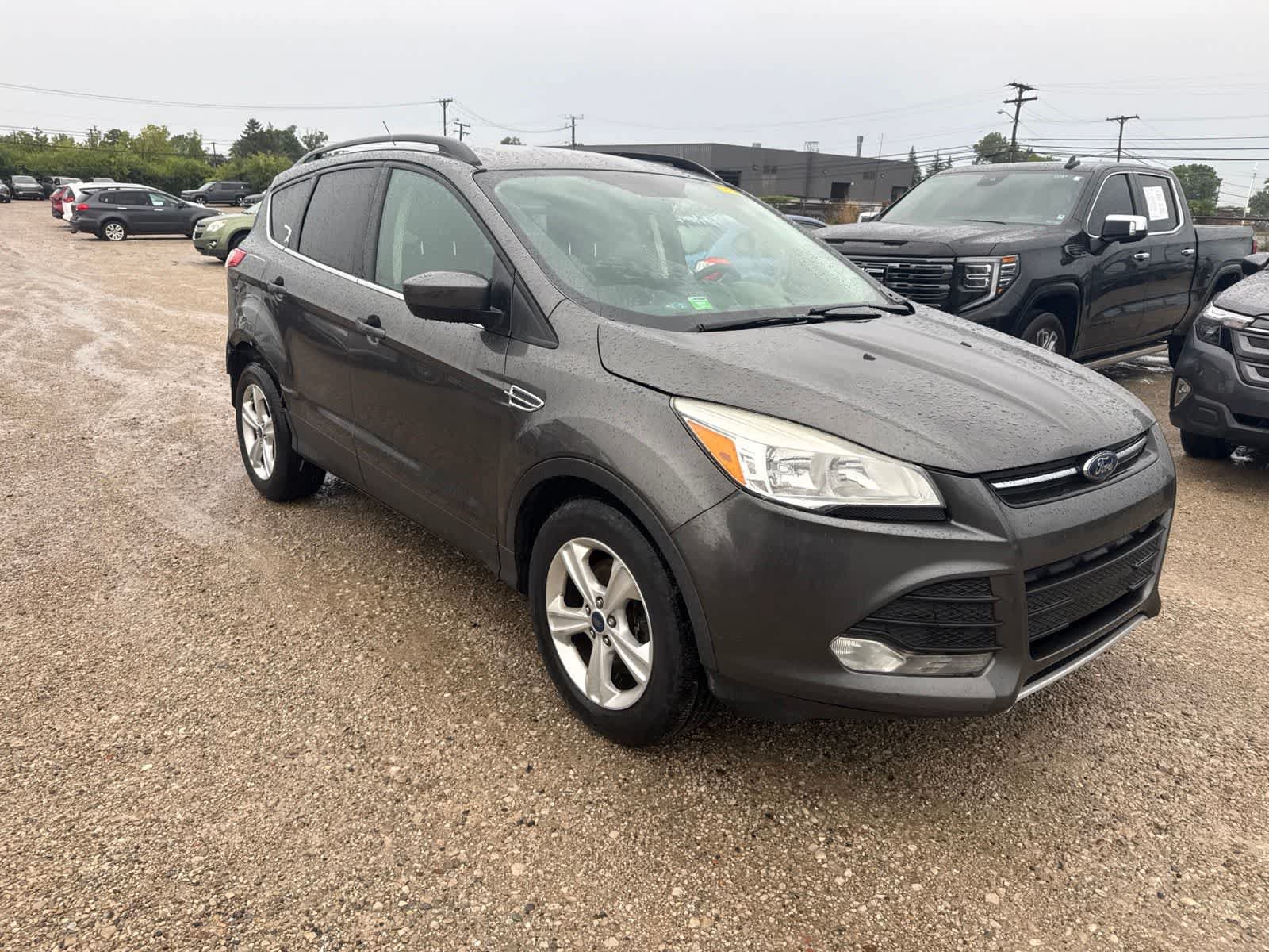 Used 2016 Ford Escape SE w/ Equipment Group 201A FWD image 4