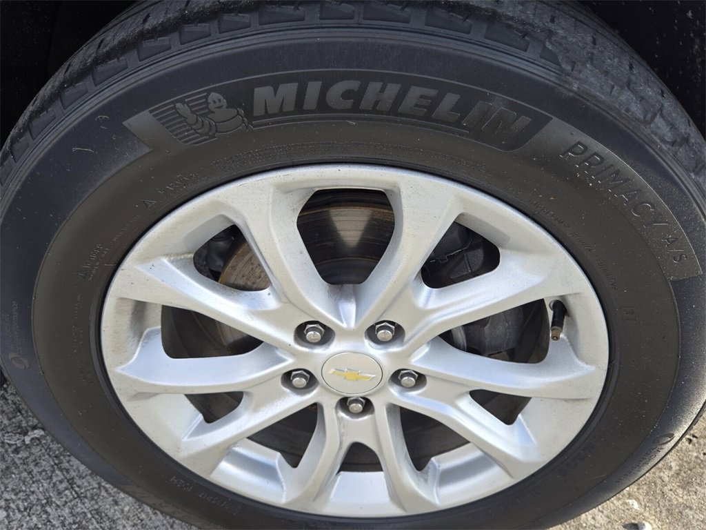 Used 2018 Chevrolet Equinox LT image 10