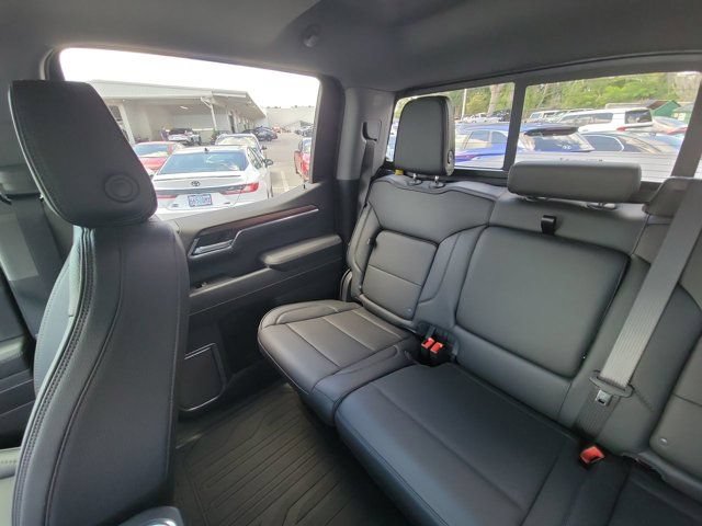 Used 2026 GMC Sierra 1500 Denali w/ Denali Reserve Package AWD/4WD image 4