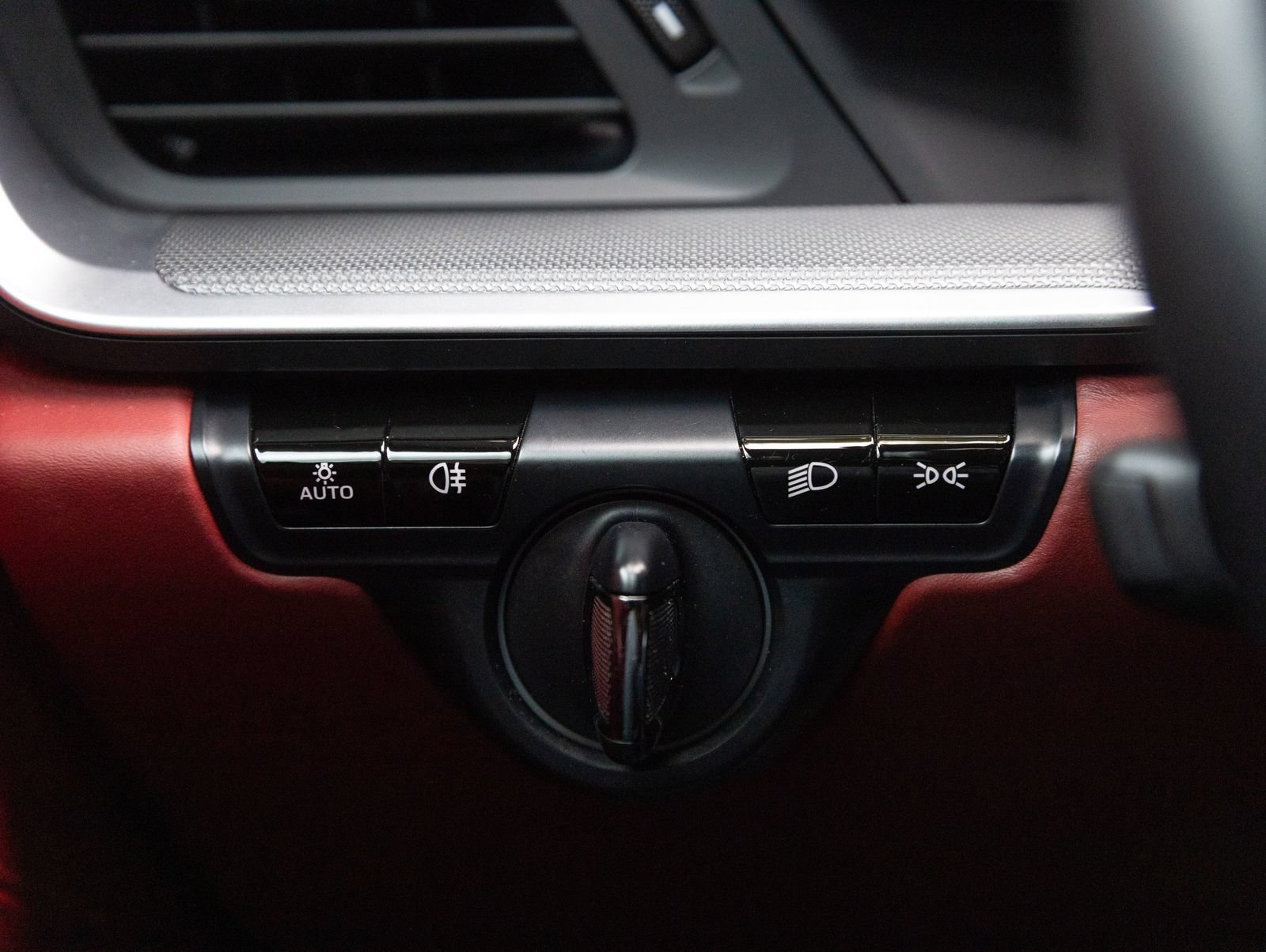 Certified 2021 Porsche 911 Turbo AWD/4WD image 17
