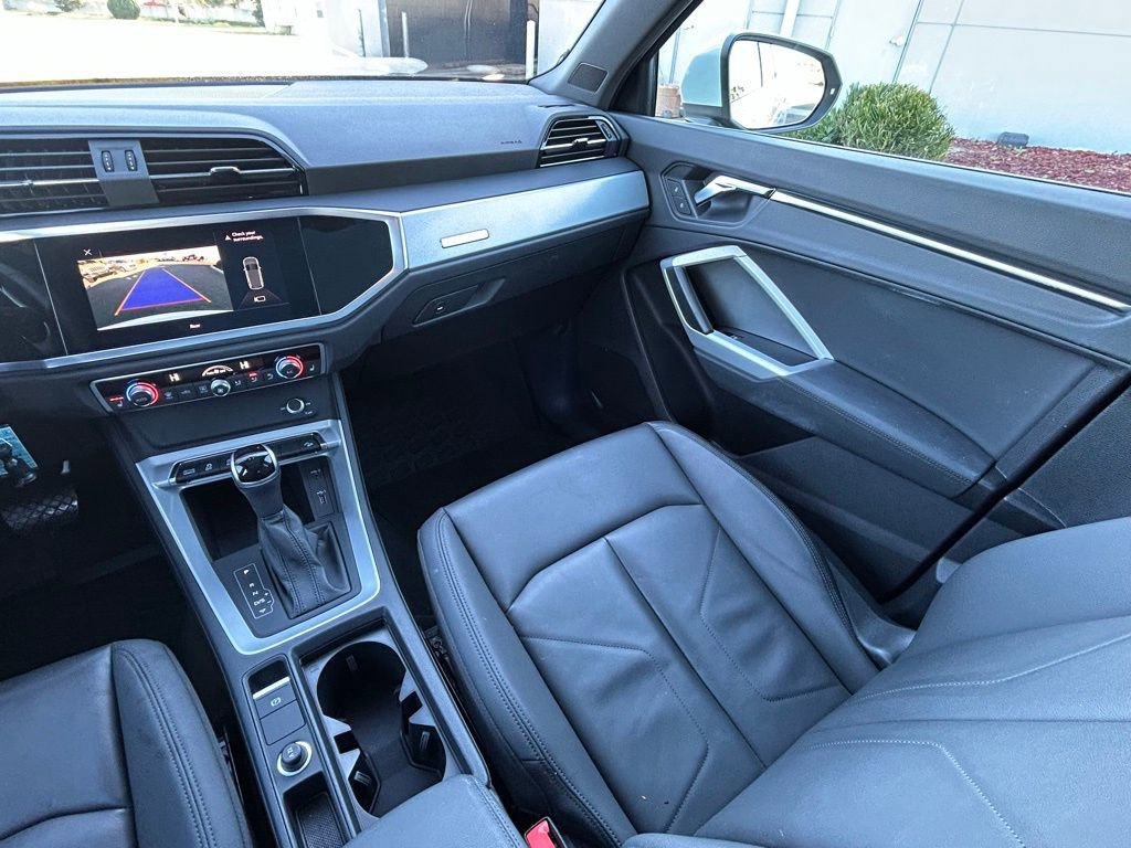 Used 2021 Audi Q3 2.0T Premium image 10