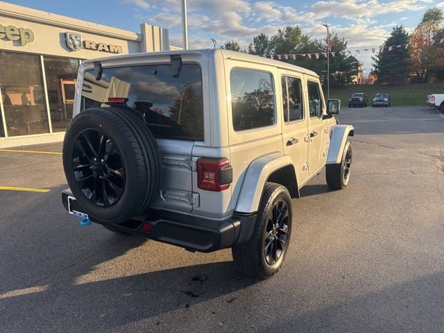 Used 2024 Jeep Wrangler Unlimited Sahara image 7