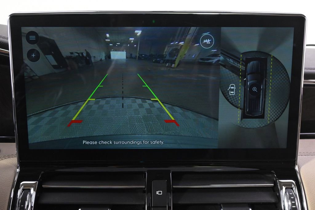 Certified 2023 Lincoln Navigator Reserve w/ Monochromatic Package image 31