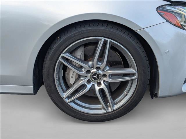 Used 2018 Mercedes-Benz E 400 4MATIC Sedan image 21