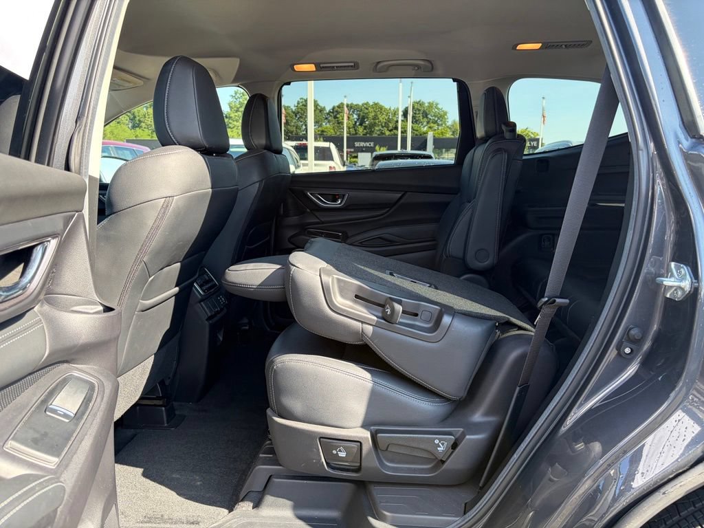 Used 2024 Subaru Ascent Limited AWD/4WD image 18