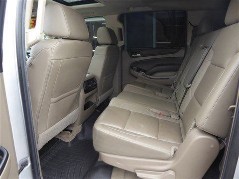 Used 2019 Chevrolet Suburban LT image 20