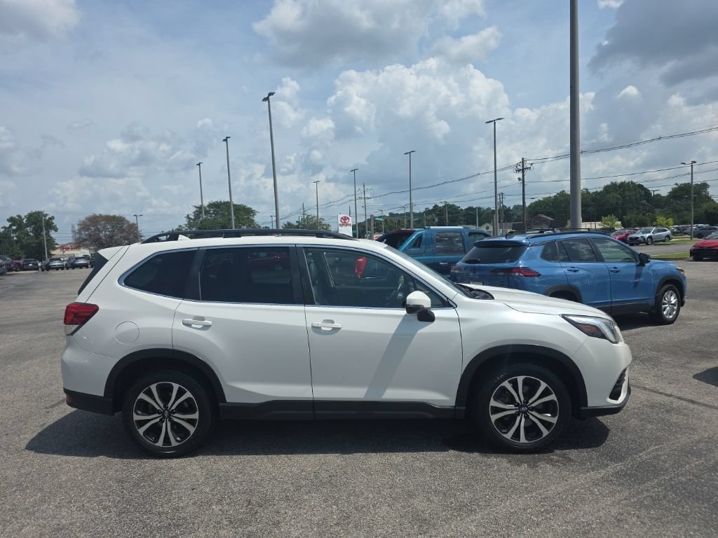 Used 2023 Subaru Forester Limited AWD/4WD image 4