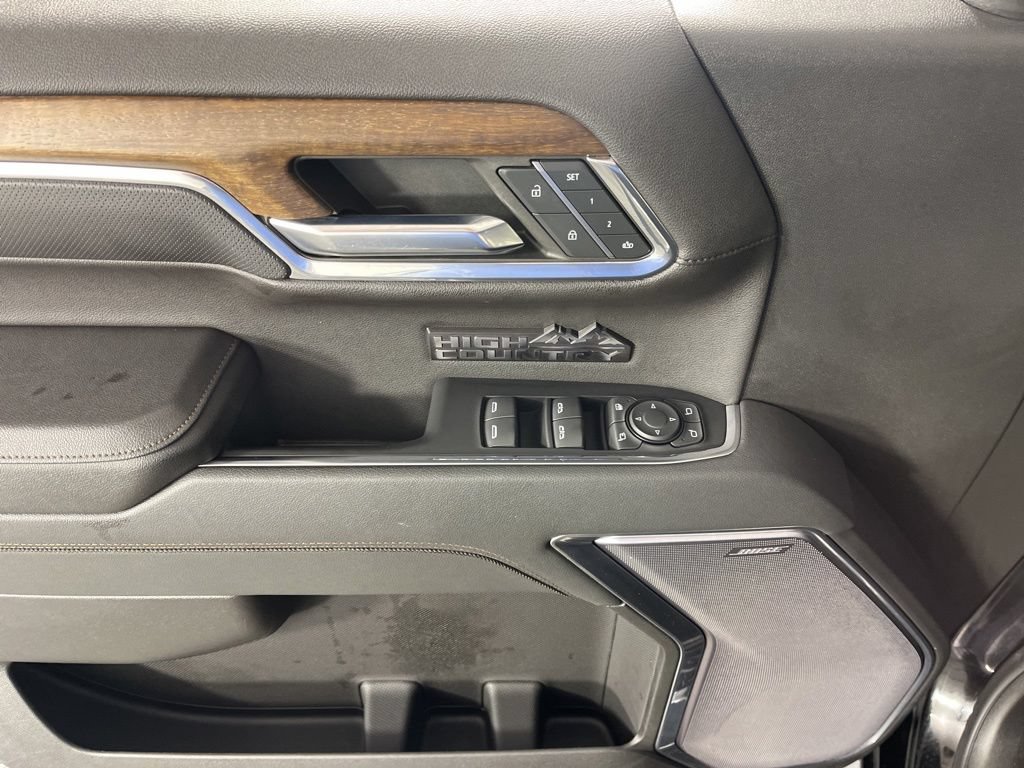 Certified 2023 Chevrolet Silverado 1500 High Country w/ Technology Package AWD/4WD image 26
