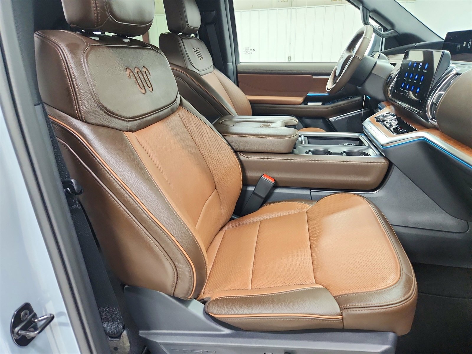 New 2025 Ford Expedition King Ranch image 39