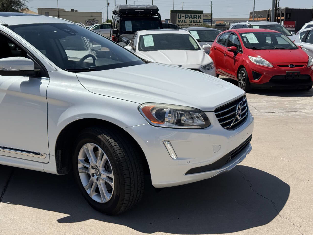 Used 2015 Volvo XC60 T5 Premier w/ Proximity Package image 19