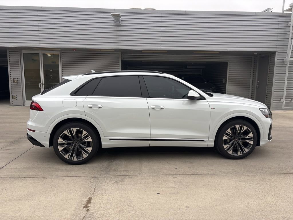 New 2026 Audi Q8 Premium Plus image 4