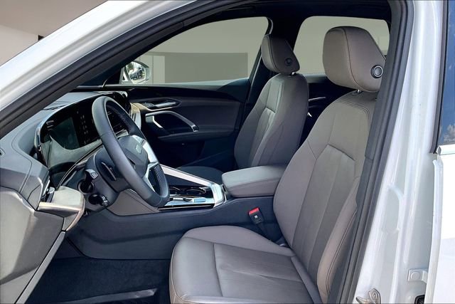 Used 2025 Audi Q5 Premium w/ Convenience Package AWD/4WD image 21