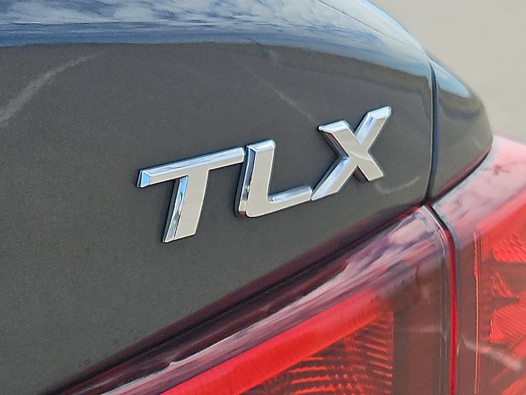 Used 2016 Acura TLX V6 FWD image 11