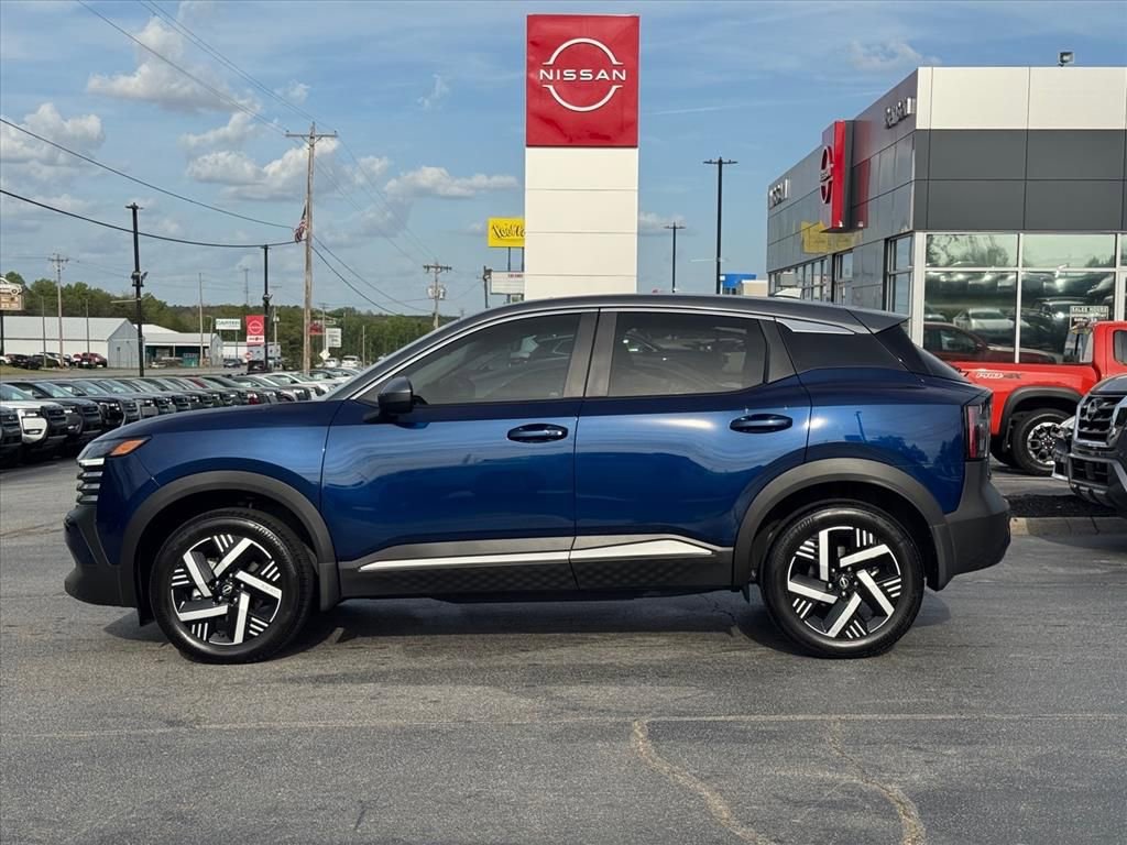 Certified 2025 Nissan Kicks SV w/ Interior Electronics Package image 6