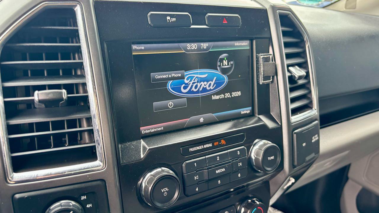 Used 2015 Ford F150 XLT w/ Equipment Group 302A Luxury AWD/4WD image 20