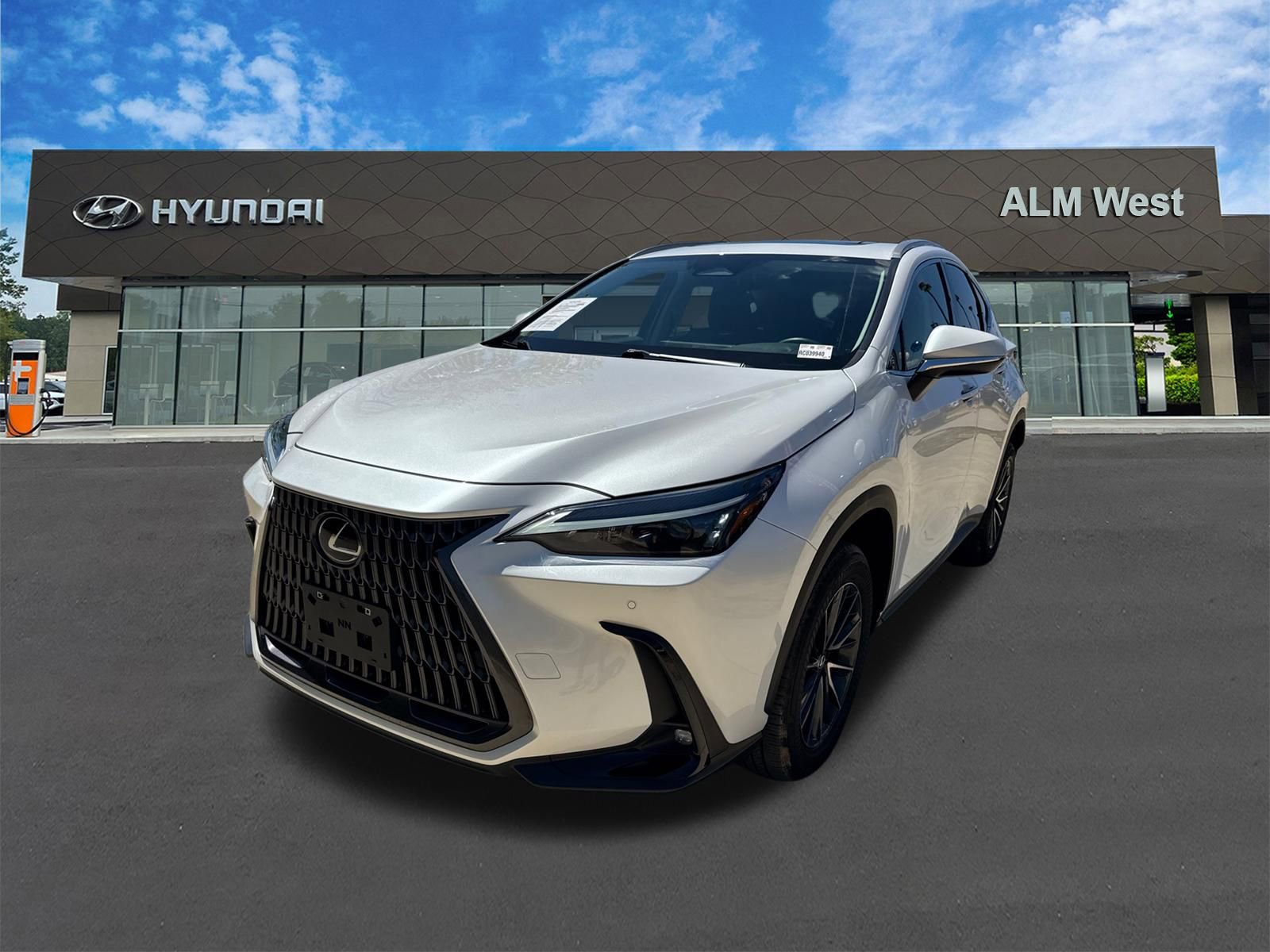 Used 2024 Lexus NX 350 AWD image 1