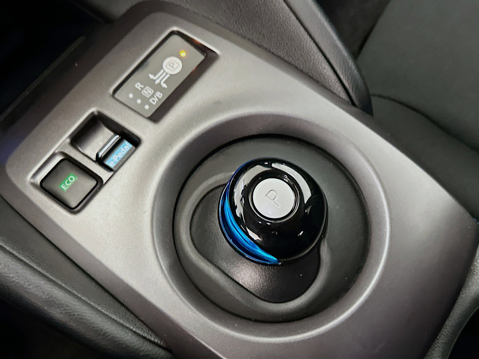 Used 2024 Nissan Leaf S FWD image 25