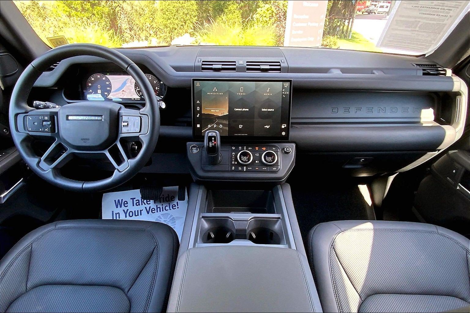 Certified 2026 Land Rover Defender 110 X-Dynamic SE AWD/4WD image 15