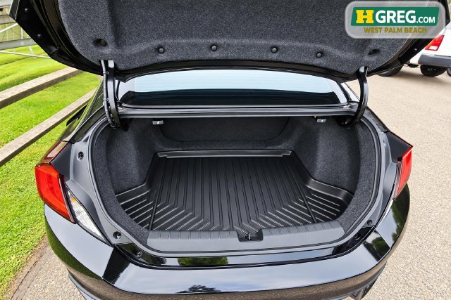 Used 2020 Honda Civic Touring image 17